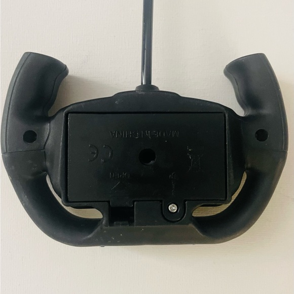 SHENGLE Remote Control Car - Picture 5 of 5